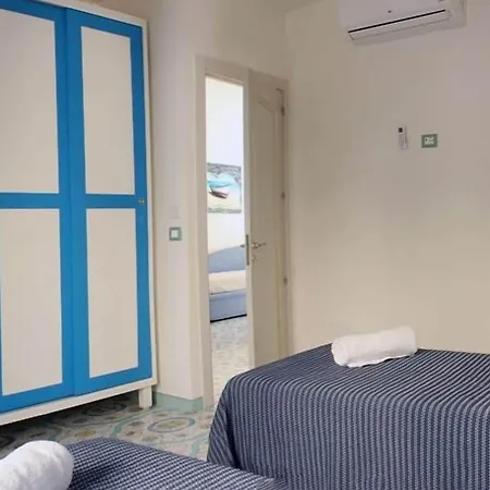 Borgo Nocleg ze śniadaniem 4*