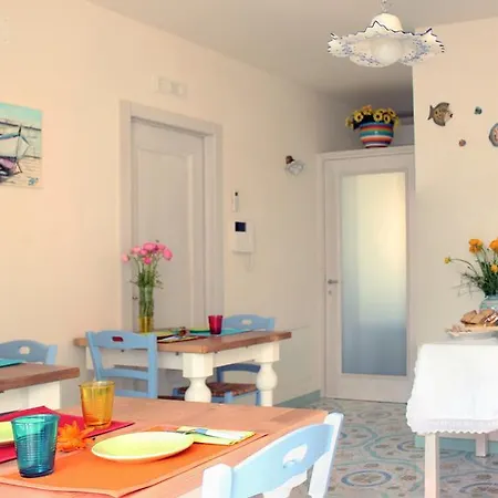 Borgo Nocleg ze śniadaniem 4*